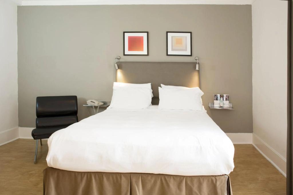 hotel image 78