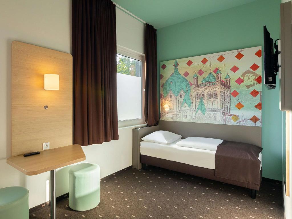 hotel image 12