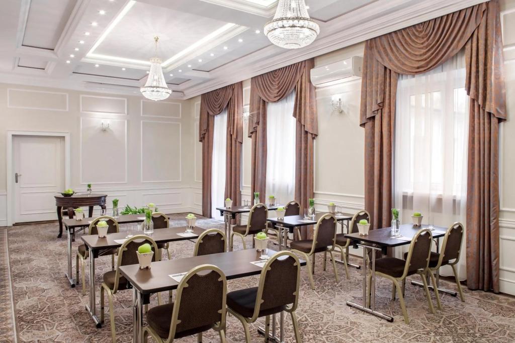 hotel image 10