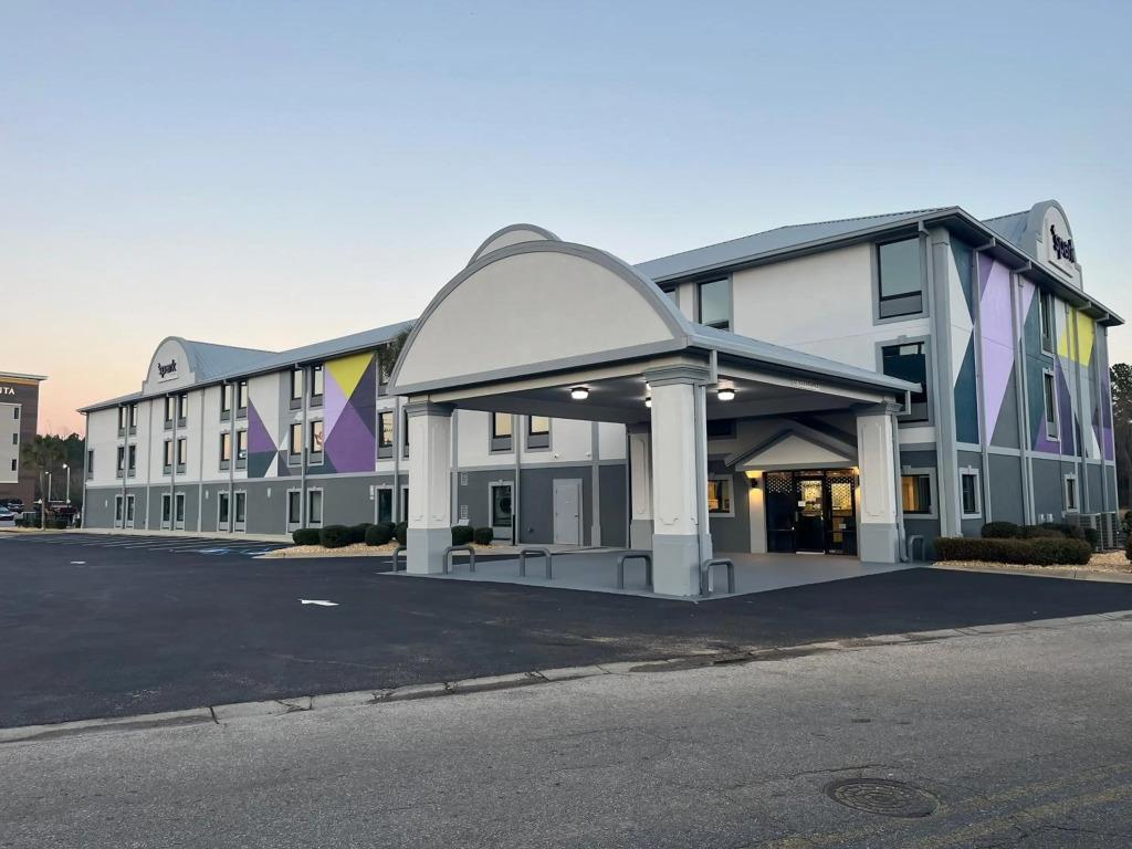 hotel image 12