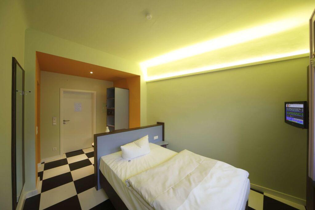 hotel image 8