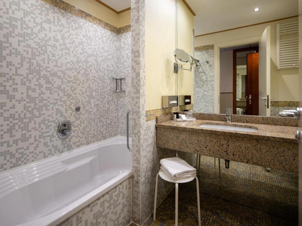 hotel image 9