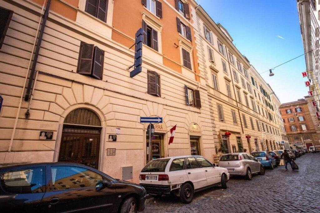 hotel image 16