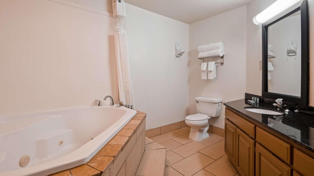 hotel image 10