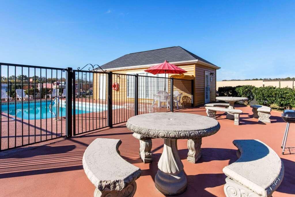 hotel image 11