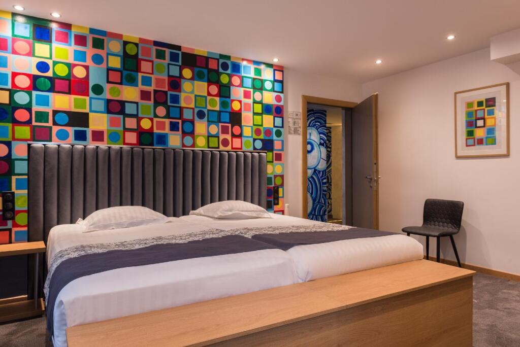 hotel image 13