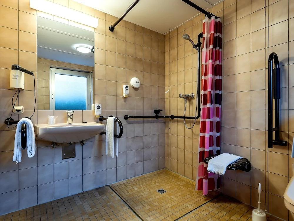hotel image 12