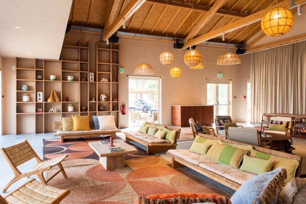 hotel image 9