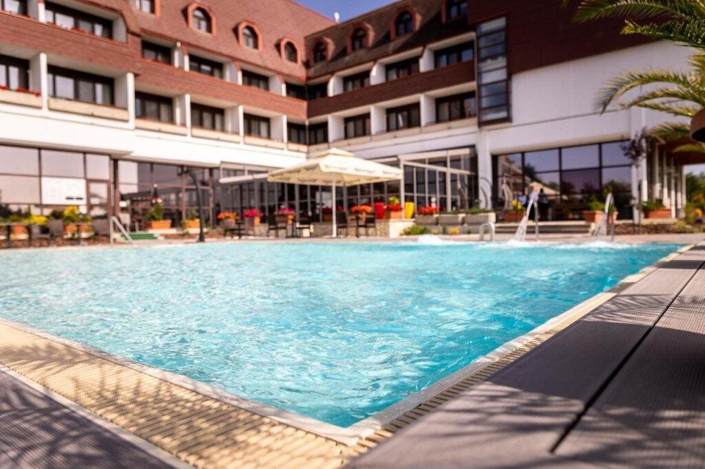 hotel image 8