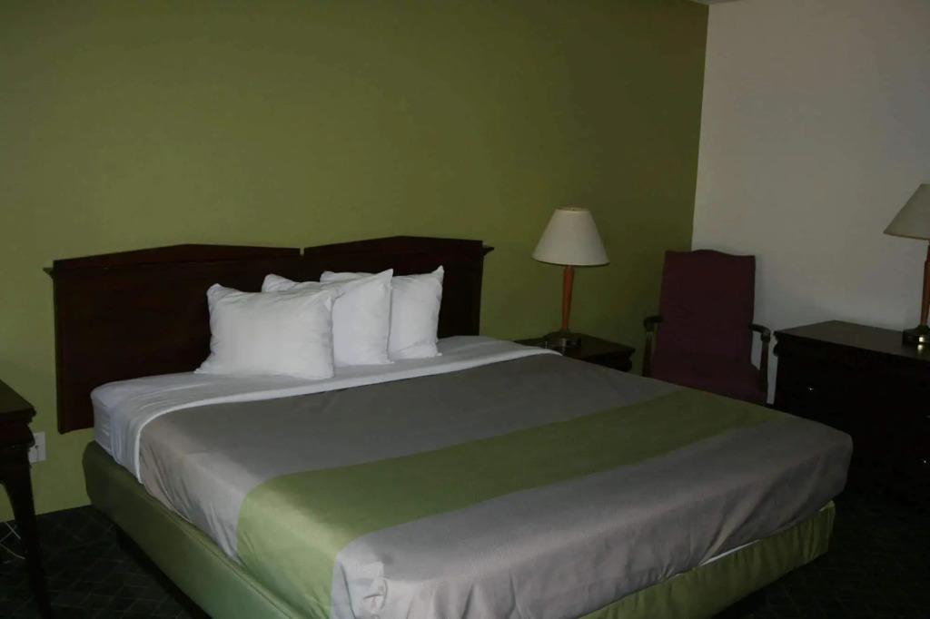 hotel image 16