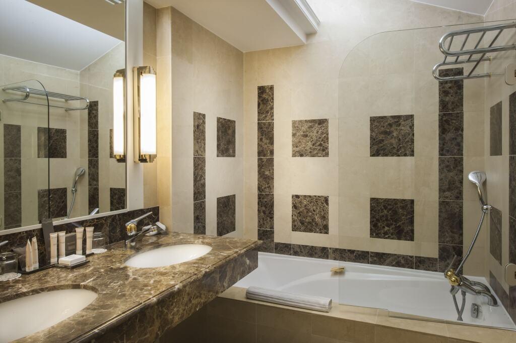 hotel image 32