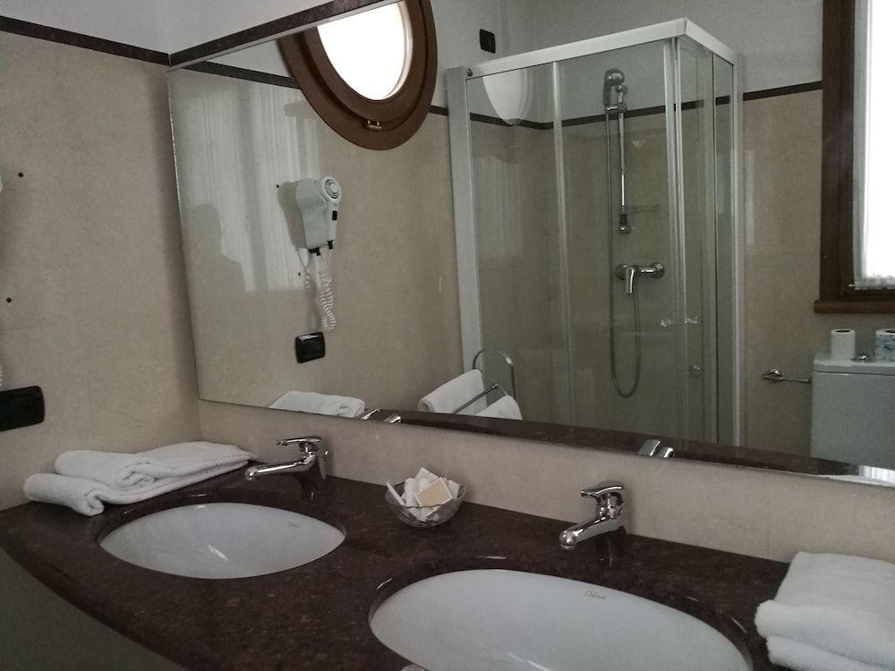 hotel image 40