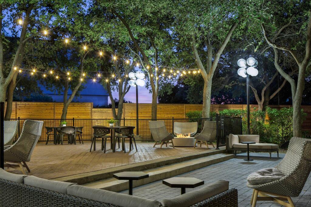 hotel image 90