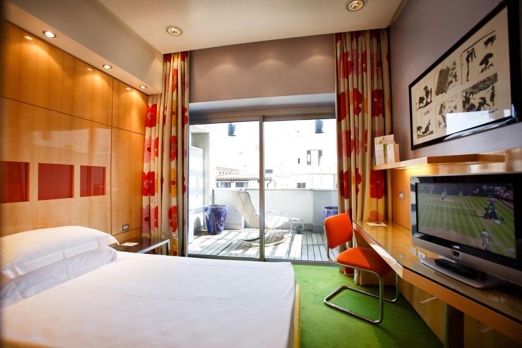 hotel image 42