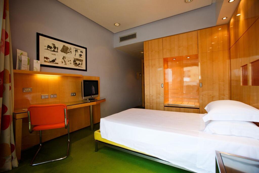 hotel image 26