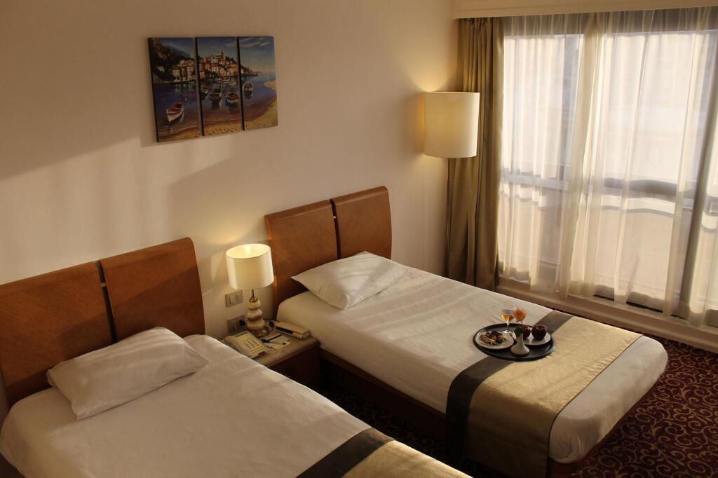 hotel image 16