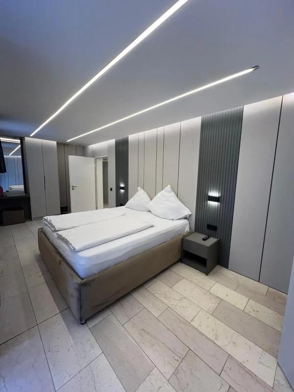 hotel image 111