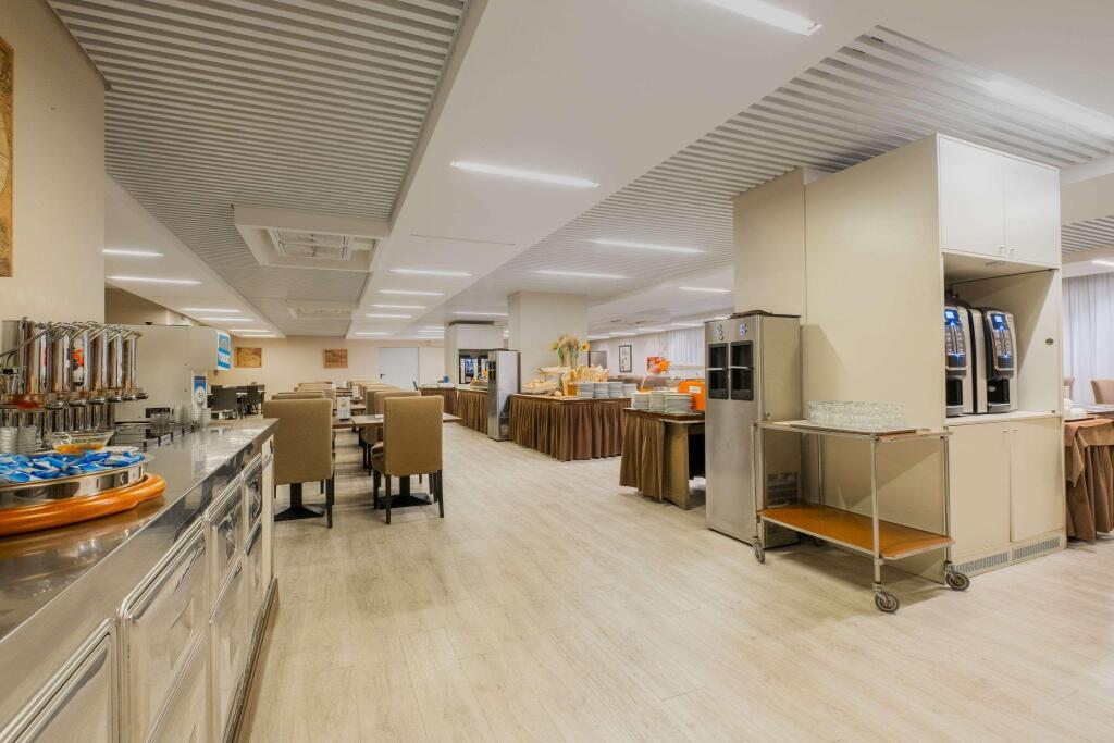 hotel image 16