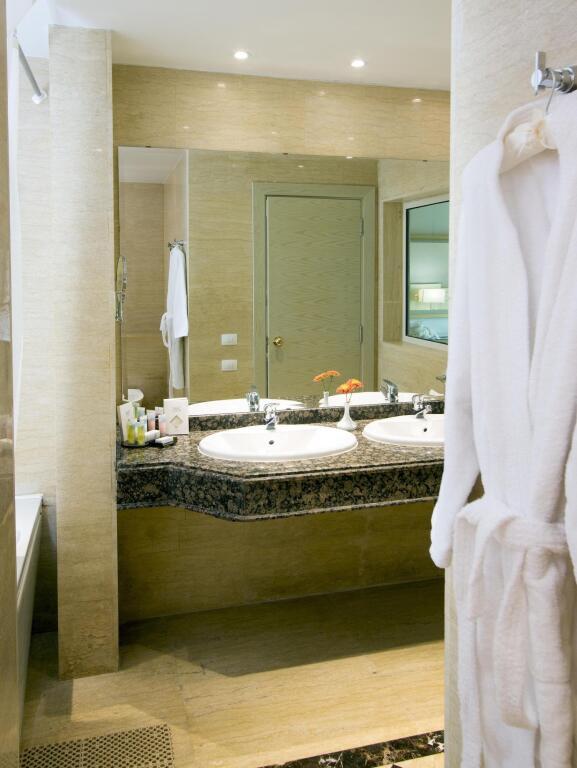 hotel image 37