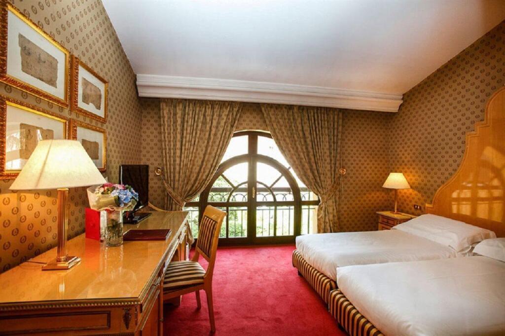 hotel image 12