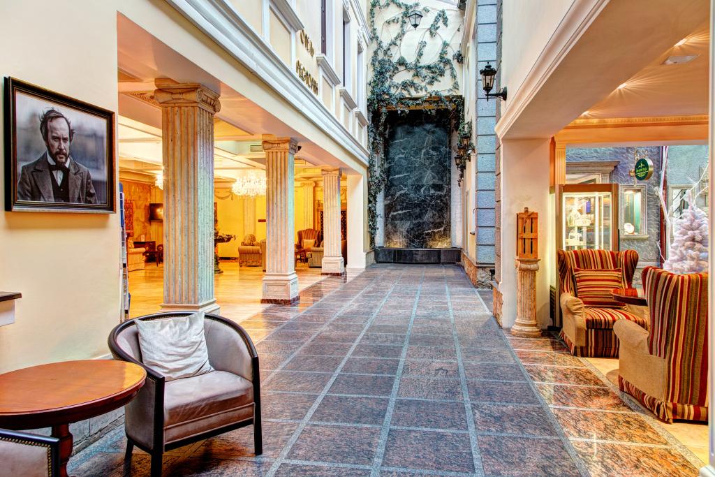 hotel image 13