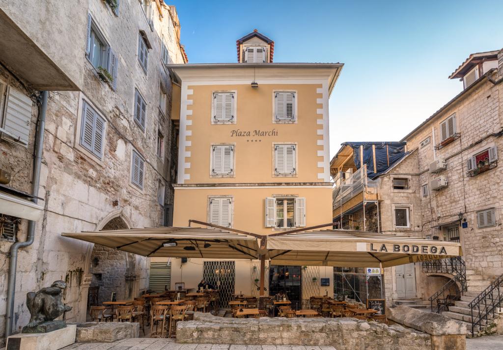 hotel image 9