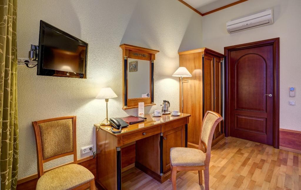 hotel image 12