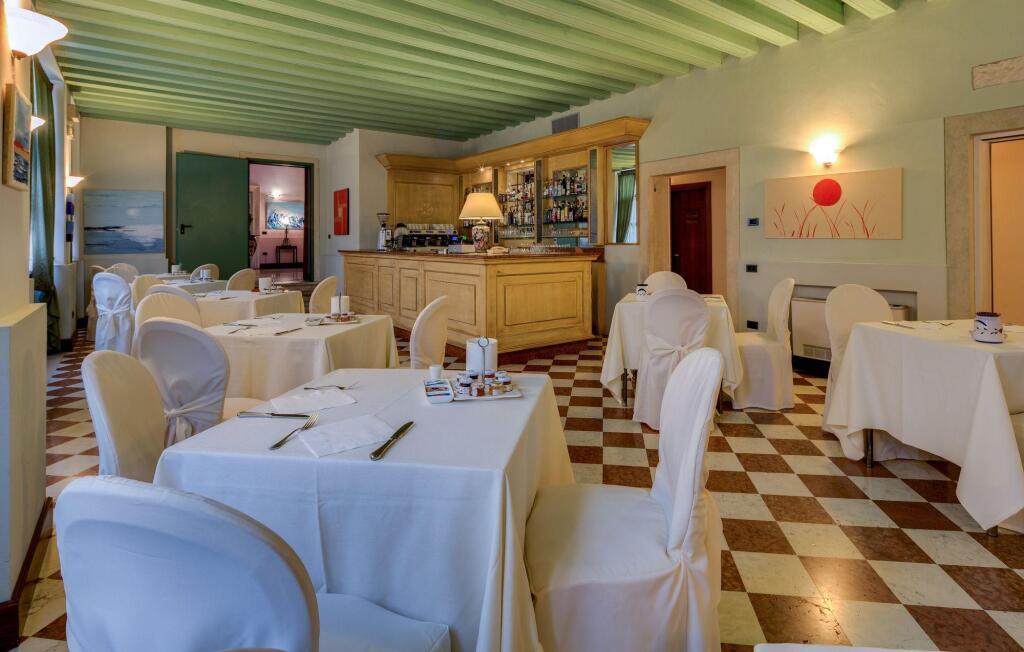 hotel image 23