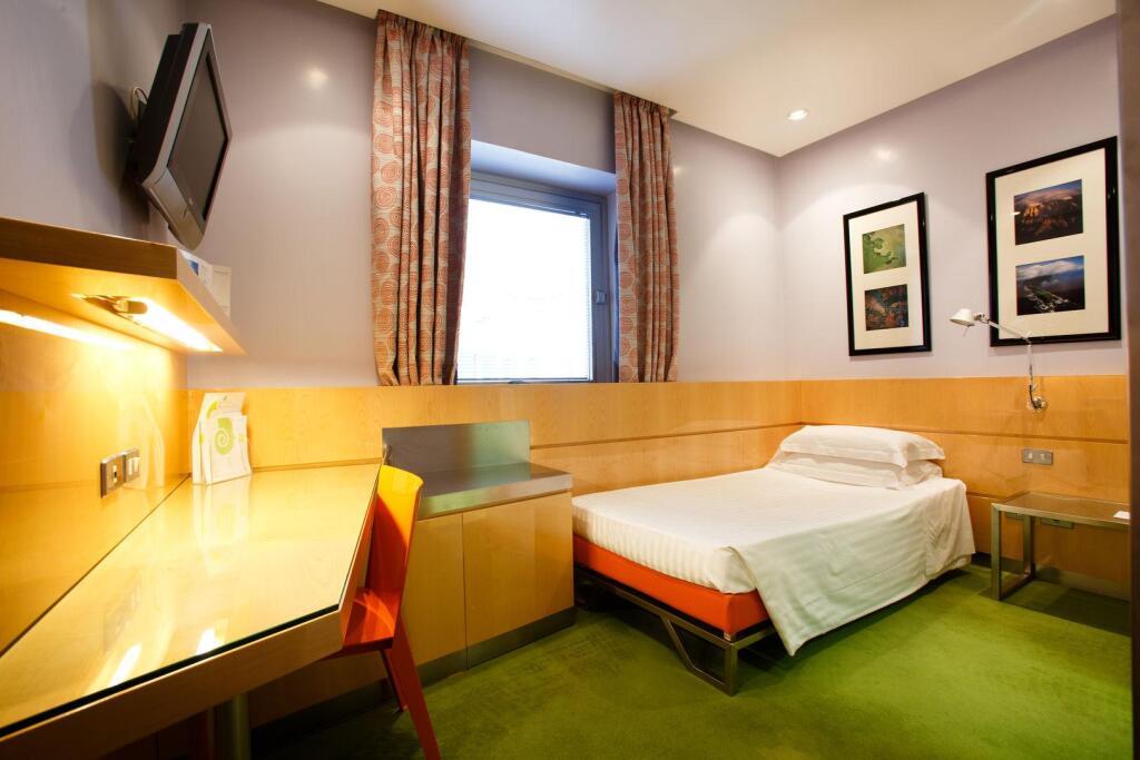 hotel image 30