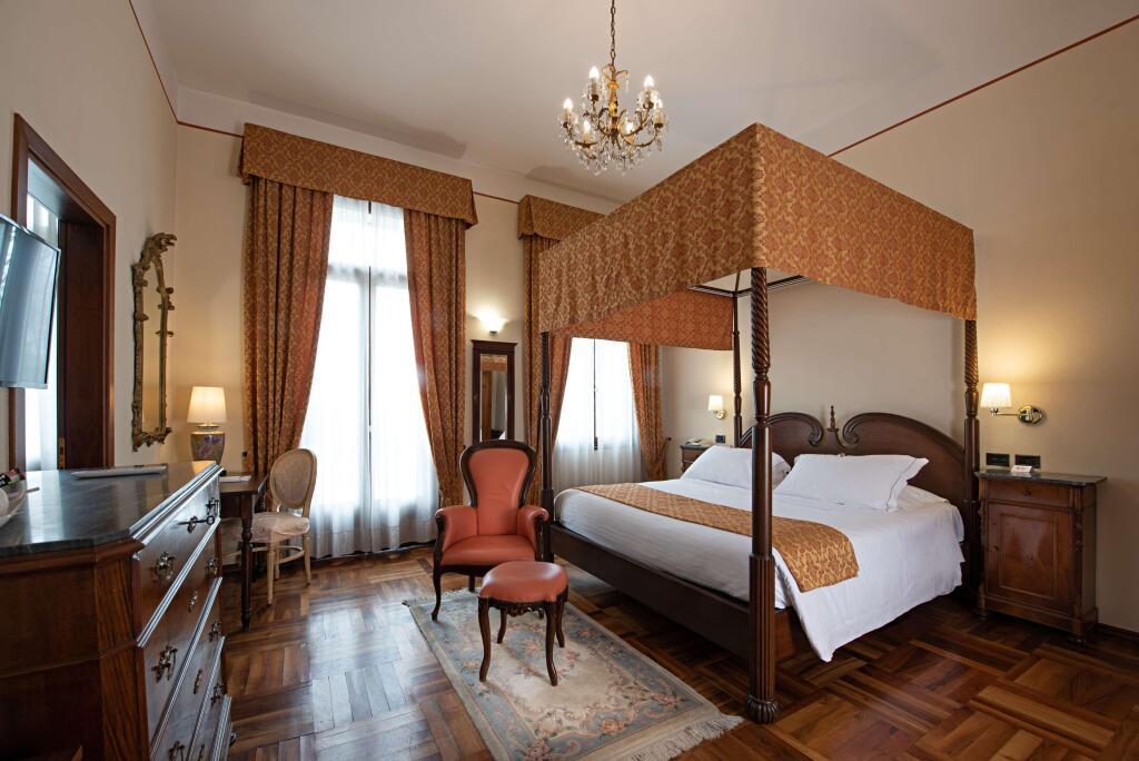 hotel image 35