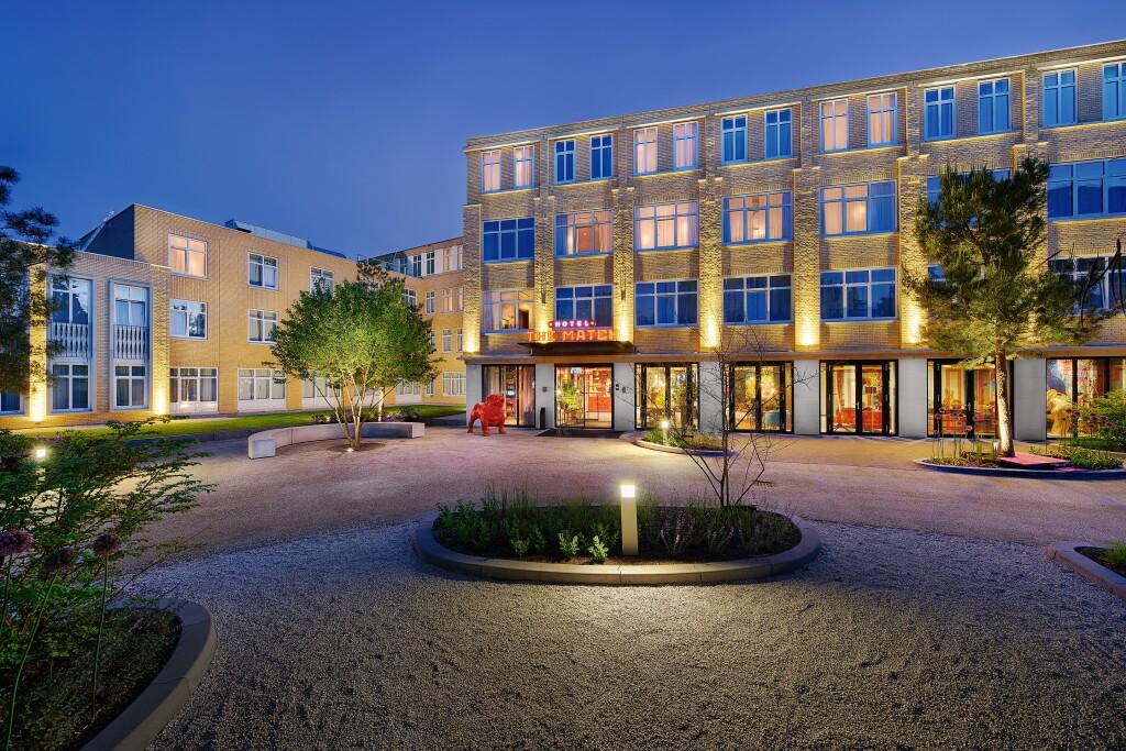 hotel image 10