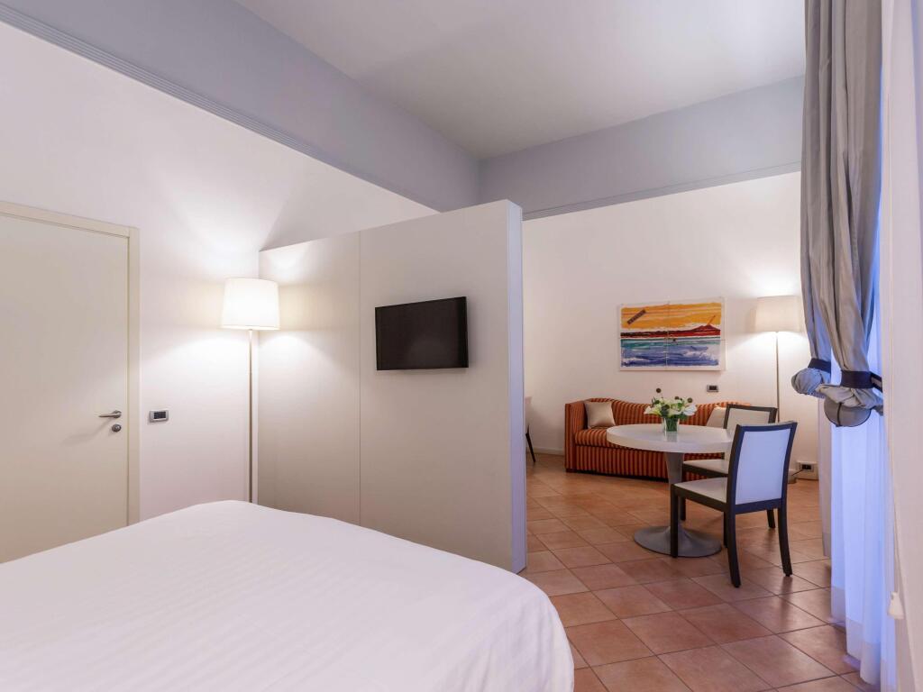 hotel image 13