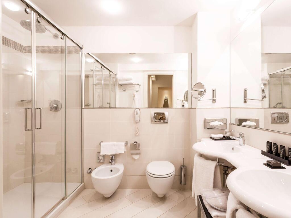 hotel image 16