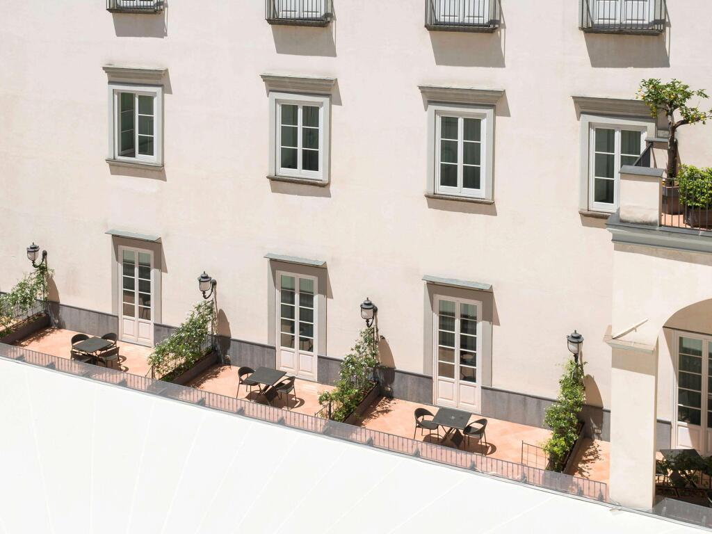 hotel image 9