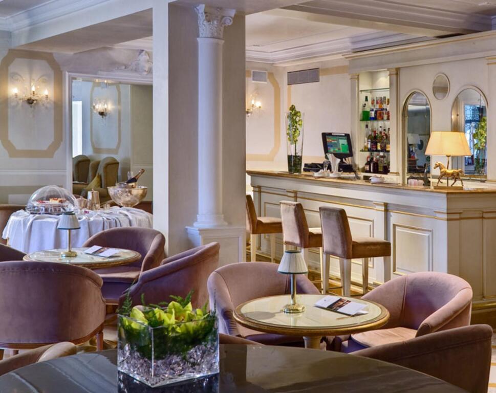 hotel image 13