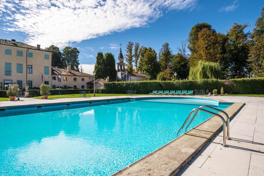 hotel image 34