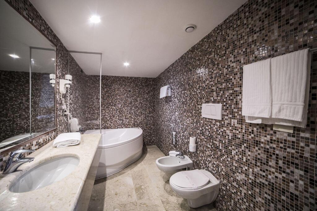 hotel image 18