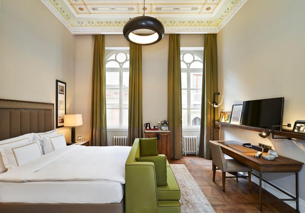 hotel image 13