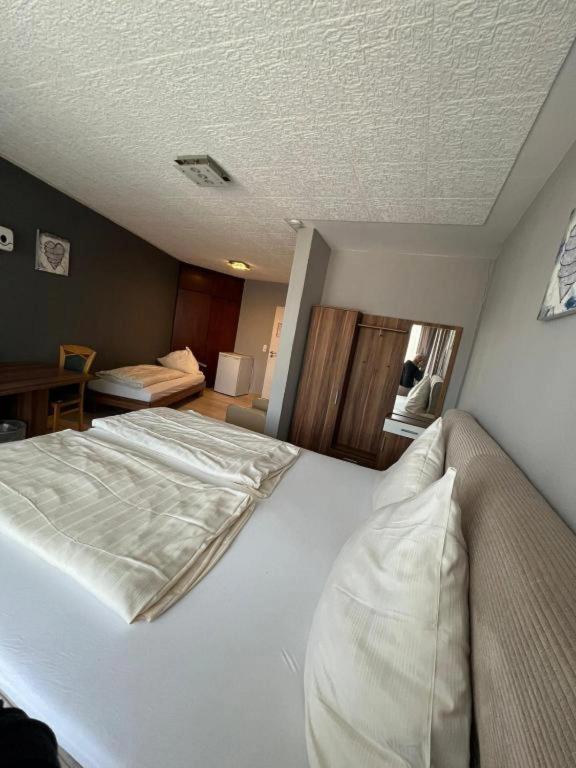 hotel image 105