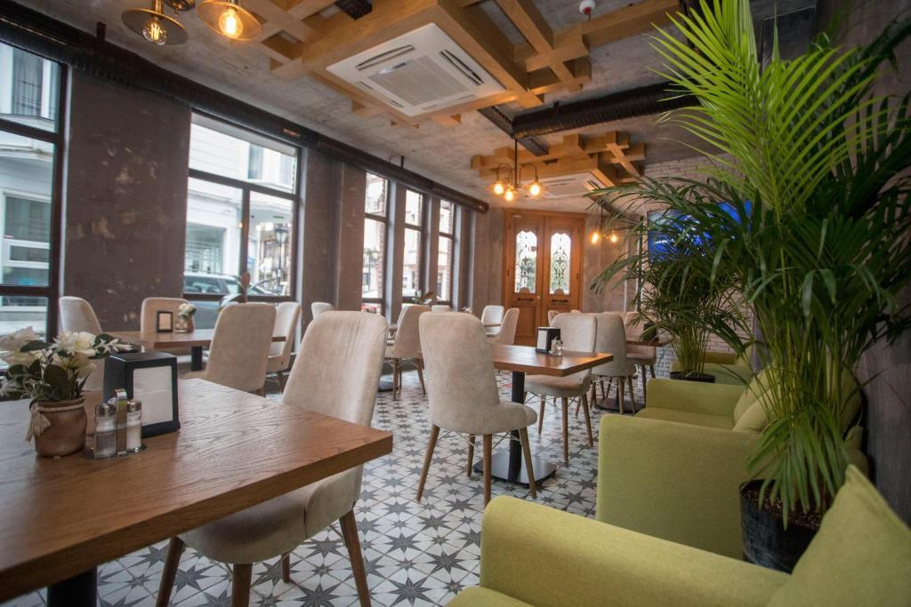 hotel image 16
