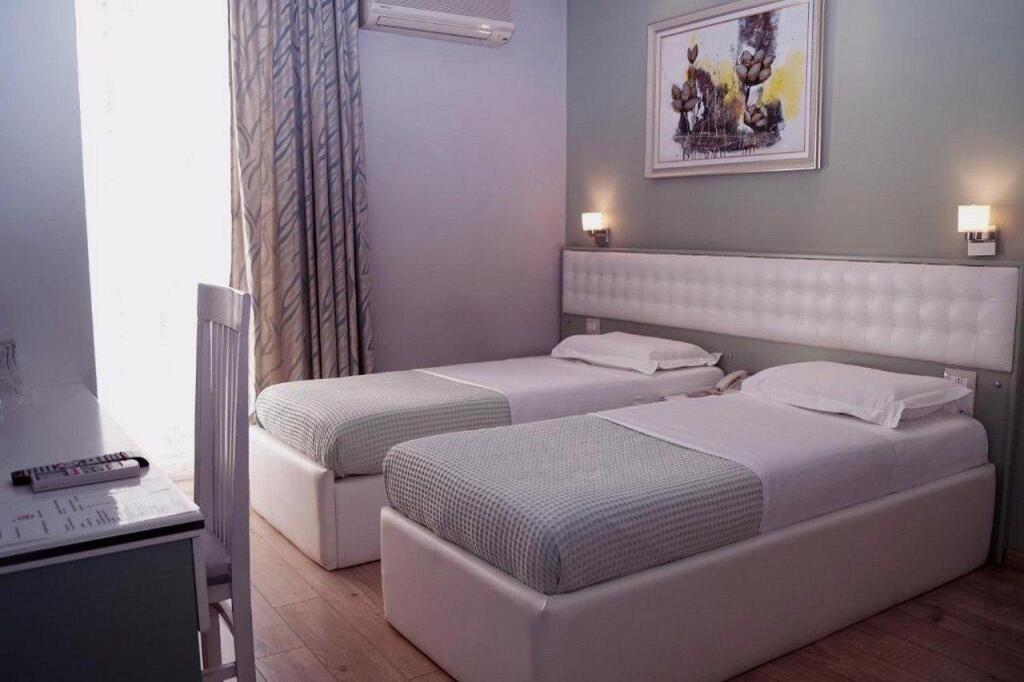 hotel