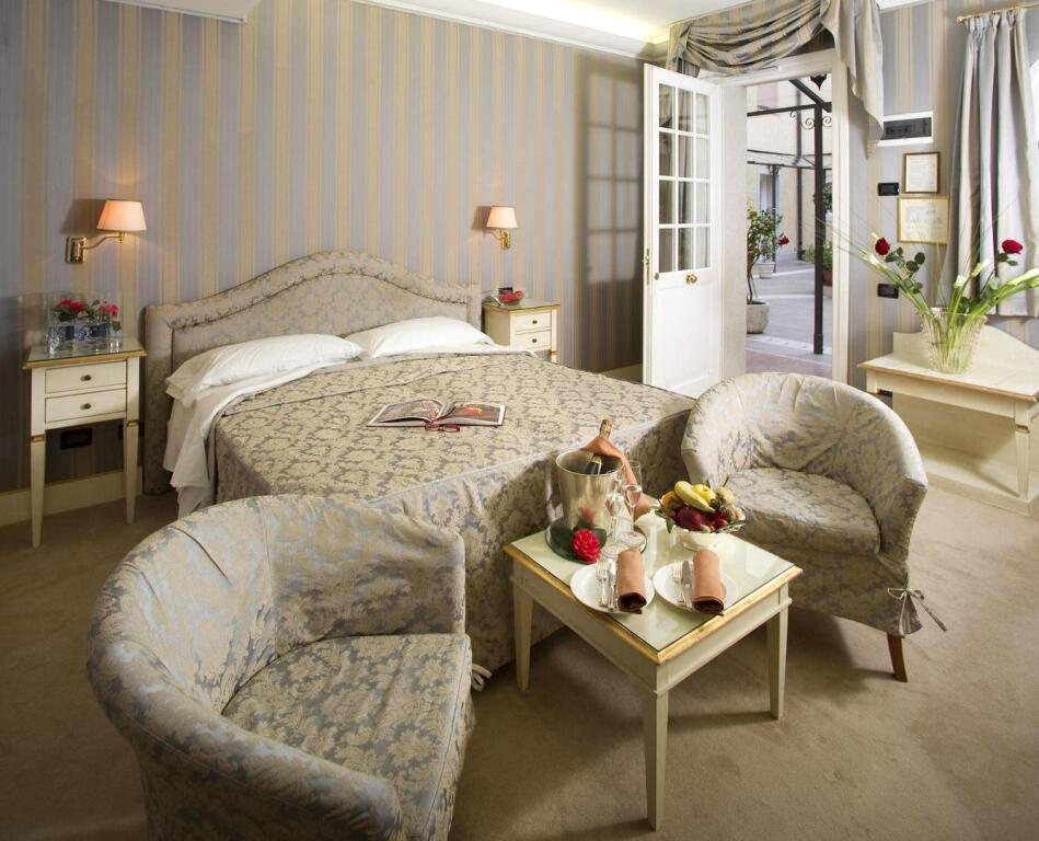 hotel image 10