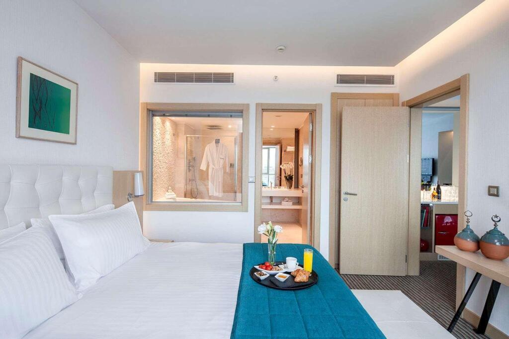 hotel image 39