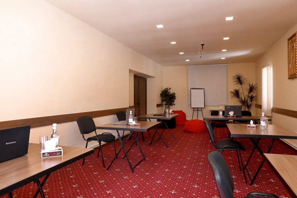 hotel image 10