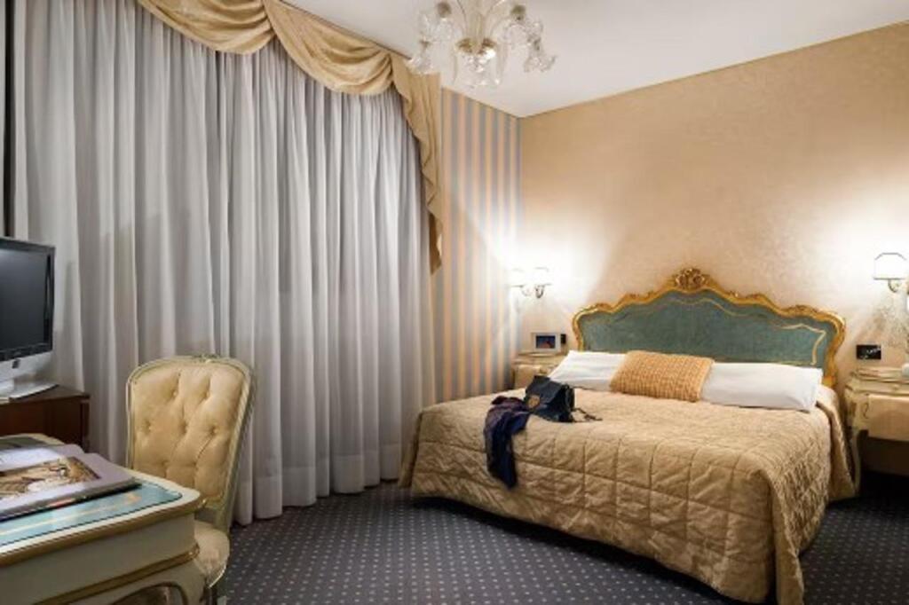 hotel image 18