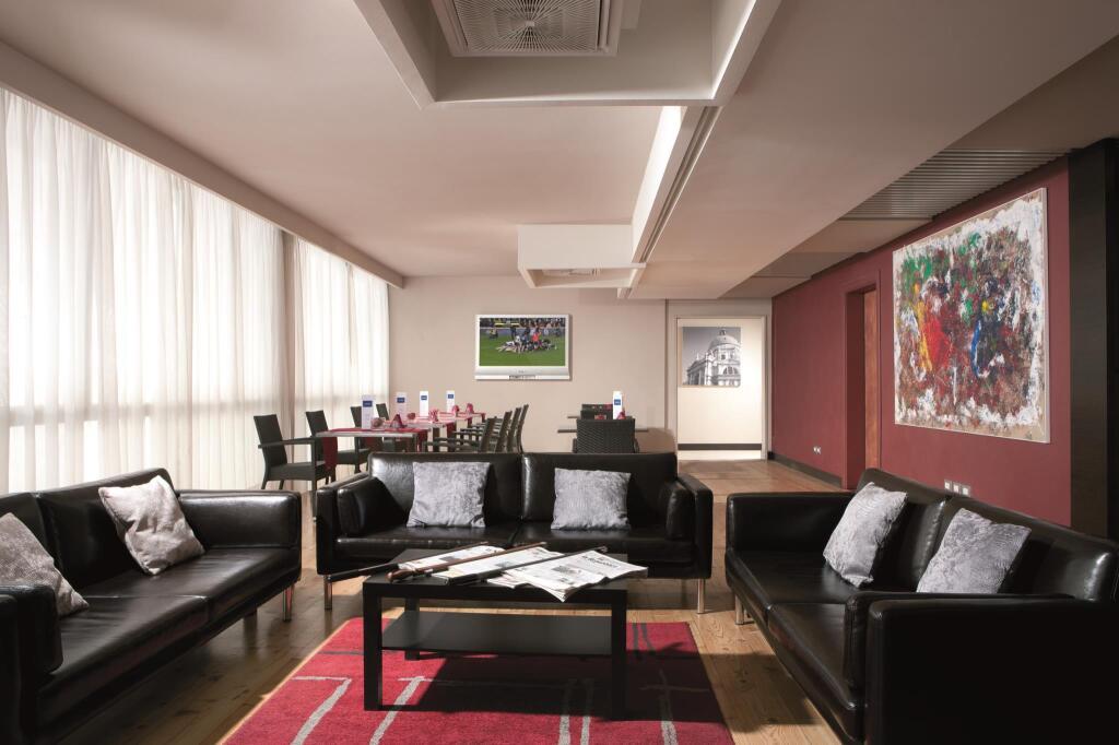 hotel image 13