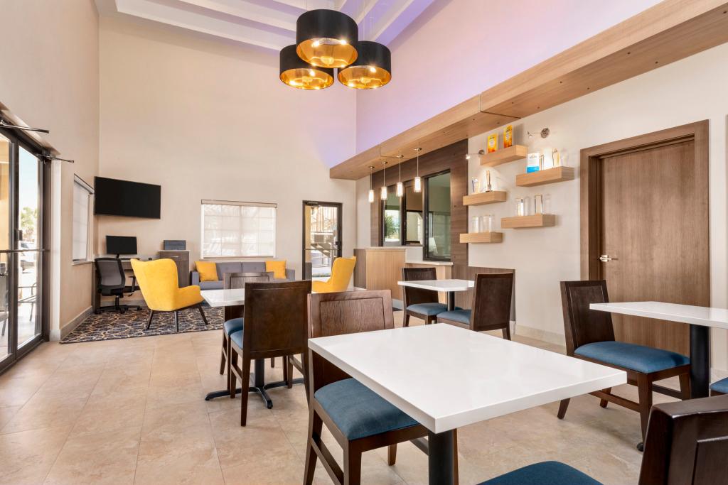 hotel image 10