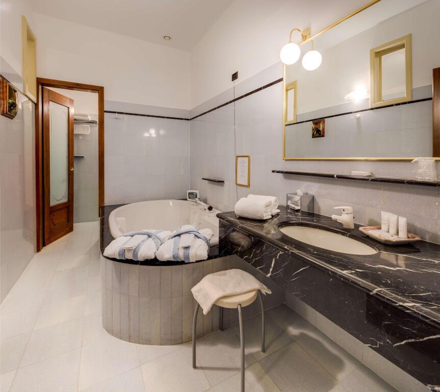 hotel image 39