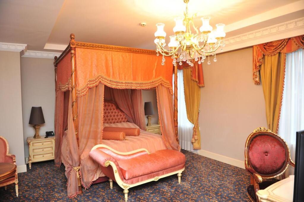hotel image 16