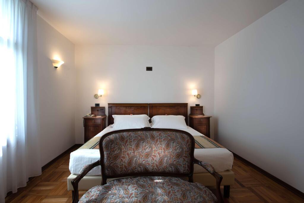 hotel image 36